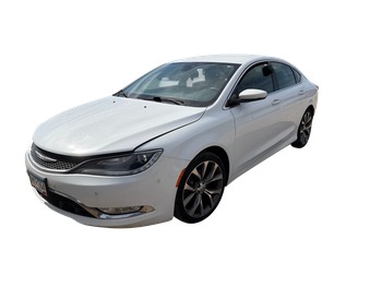 2015 Chrysler 200 at auction in Elk River, Minnesota