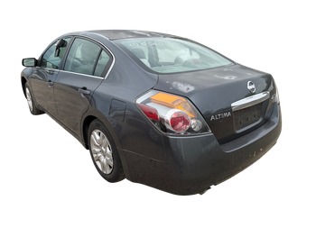 2010 nissan altima 2.5-s with 231356 miles for sale near elk-river, minnesota 106560_03_rear_driver_corner.jpg
