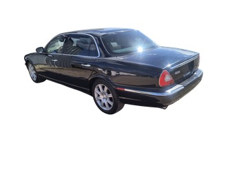 2005 jaguar xj-series xj8l with 123017 miles for sale near elk-river, minnesota 106564_03_rear_driver_corner.jpg
