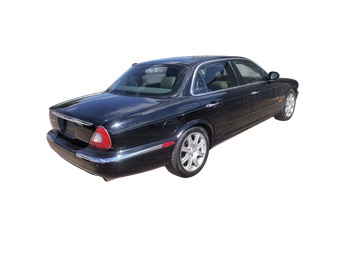 2005 jaguar xj-series xj8l with 123017 miles for sale near elk-river, minnesota 106564_05_pass_rear_corner.jpg