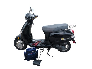 2025 zhng-lucky moped with 724 miles for sale near Elk River, Minnesota 106575_02_driver_side.jpg
