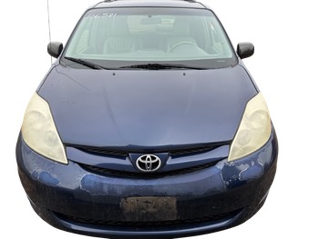 2006 toyota sienna le-7-passenger with 96729 miles for sale near Elk River, Minnesota 106581_08_front_end.jpg