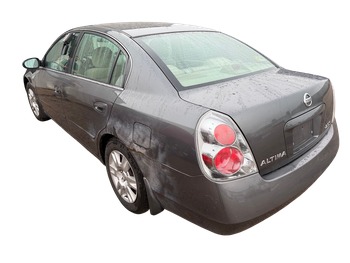 2005 nissan altima 2.5 with 177729 miles for sale near Elk River, Minnesota 106623_03_rear_driver_corner.jpg