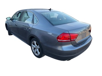 2012 volkswagen passat 2.5l-se-mt with 176667 miles for sale near Elk River, Minnesota 106657_03_rear_driver_corner.jpg