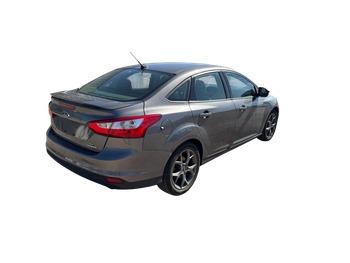 2013 ford focus se-sedan with 242471 miles for sale near Elk River, Minnesota 106659_05_pass_rear_corner.jpg
