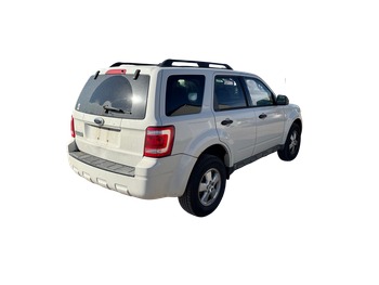2009 ford escape xlt-fwd-v6 with 165967 miles for sale near Elk River, Minnesota 106684_05_pass_rear_corner.jpg